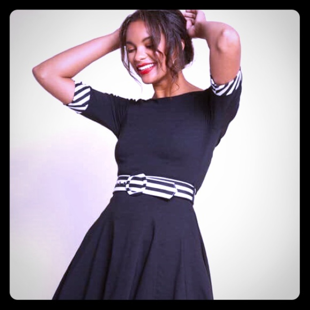 Collectif x ModCloth Alluring Edit a-line dress